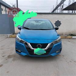 نيسان فيرسا